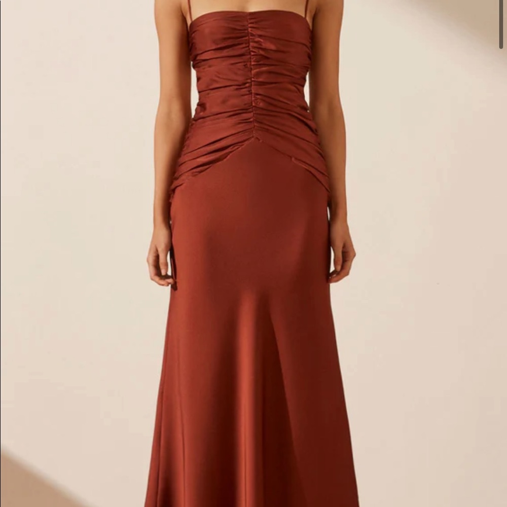NWT Shona Joy LUXE RUCHED BODICE MIDI DRESS SANGRIA